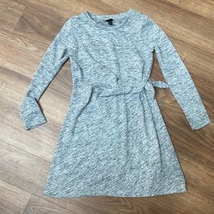 Bought new and never worn size 7/8 girls Art Class dress